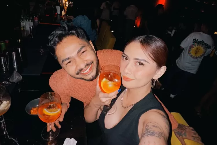 Onadio Leonardo dan Beby Prisillia bahagia dengan kemahilan anak kedua (instagram.com/bebyleonardo)