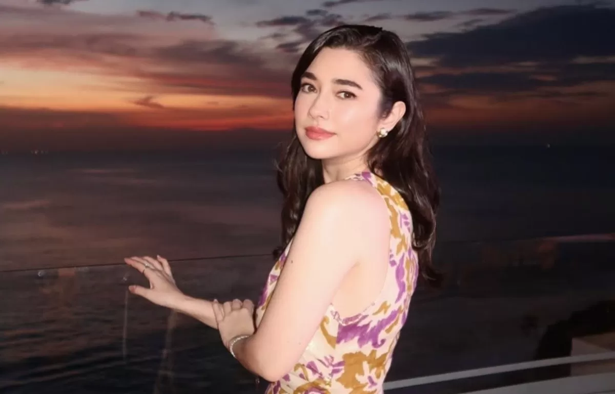 Amanda Rigy bereaksi santai ketika disinggung cocok dengan Andre Taulany hingga didoakan supaya bisa berjodoh di masa depan nanti. (Instagram.com/@amandarigby6)