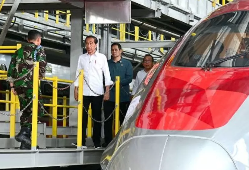 Jokowi Resmikan Kereta Cepat Ini Menandai Modernisasi Transportasi