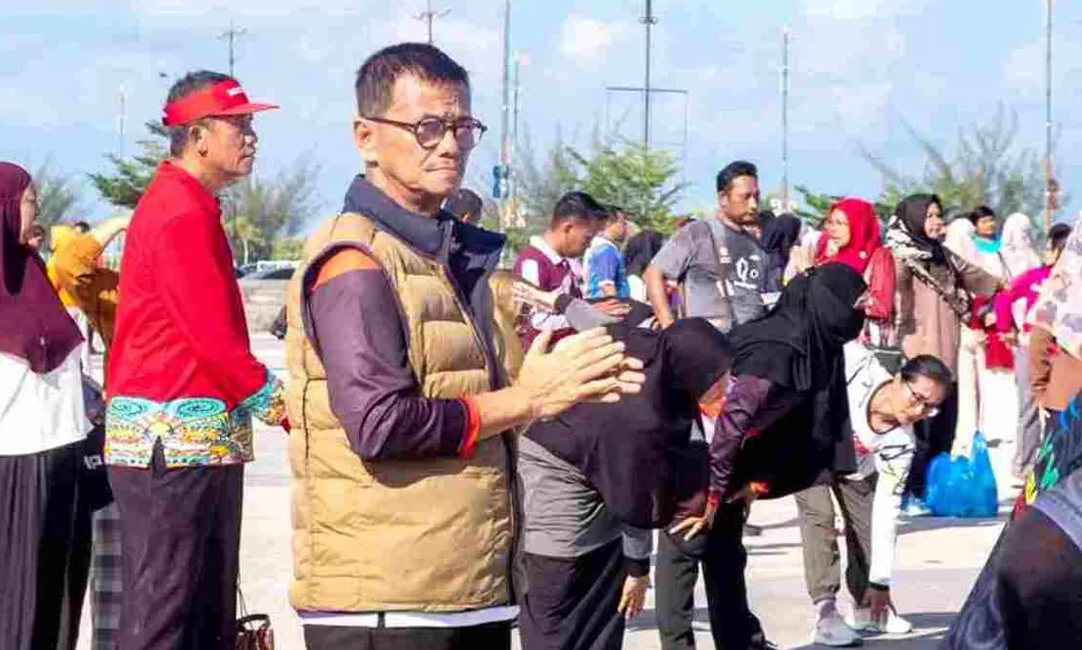 Wawako Tanjungpinang,  Raja Ariza, saat menghadiri Senam Bersama disejalankan dengan perayaan Ultah ASN.(Foto:Diskominfo Tanjungpinang)