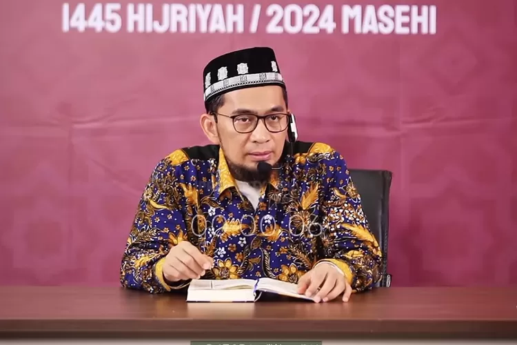 Ustaz Adi Hidayat Bahas Tentang Janji Allah Bagi Orang yang Melaksanakan Ibadah Haji (Tangkapan Layar YouTube Adi Hidayat Official)