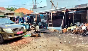 Satpol PP Setop Aktvitas Pembakaran Kabel Bekas di Depok, Warga Keluhkan Gangguan Pernapasan