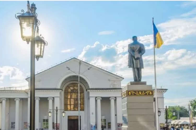 10 Fakta menarik Kota Kryvyi Rih, tempat kelahiran Presiden Ukraina yang dihantam rudal Rusia, ternyata banyak warisan Soviet!