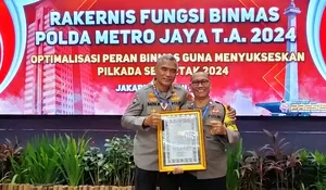 Kapolda Metro Jaya Irjen Pol Karyoto Ganjar Bhabinkamtibmas Pangkalanjati Depok Aiptu Subendi Penghargaan, Ini Inovasinya