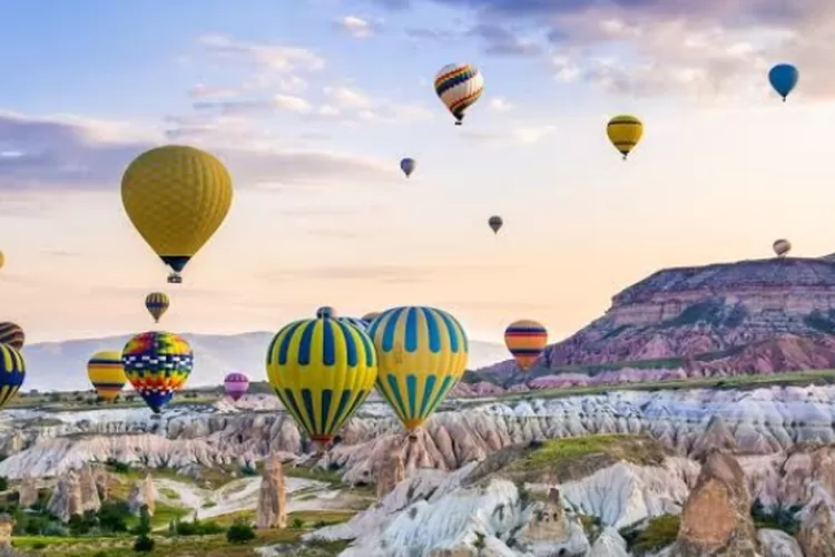 10 Tempat Wisata Terbaik di Kapadokia Turki yang Wajib Masuk Bucket List