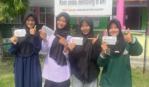Masuk ke SMPN 4 Jombang, BRI Tanamkan Gemar Menabung dan Digitalisasi Transaksi di Lingkungan Sekolah
