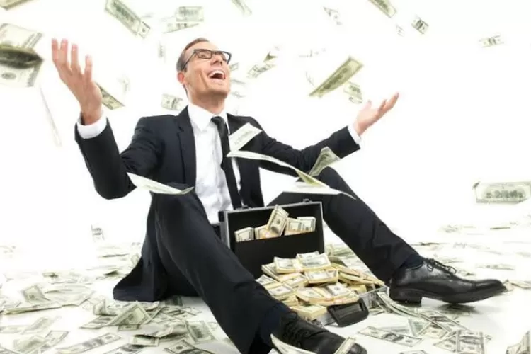 Weton yang Bakal Berlimpah Harta di 2024