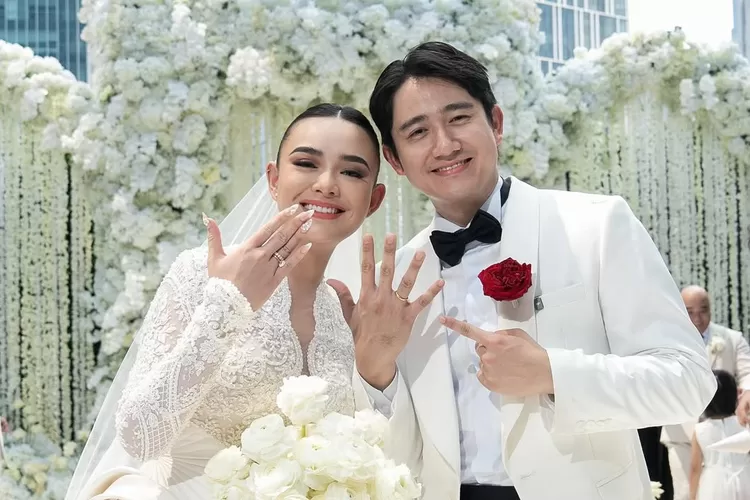 Pernikahan Amanda Manopo dan Kenny Austin (Instagram/amandamanopo)