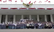 Penuh Kesan ! Ratusan Pelajar Masuk Istana Merdeka Bertemu Presiden Prabowo, Fahri : Bapak Sehat Selalu, Semoga Lancar dan Selalu Dilindungi Allah SWT