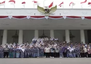 Penuh Kesan ! Ratusan Pelajar Masuk Istana Merdeka Bertemu Presiden Prabowo, Fahri : Bapak Sehat Selalu, Semoga Lancar dan Selalu Dilindungi Allah SWT