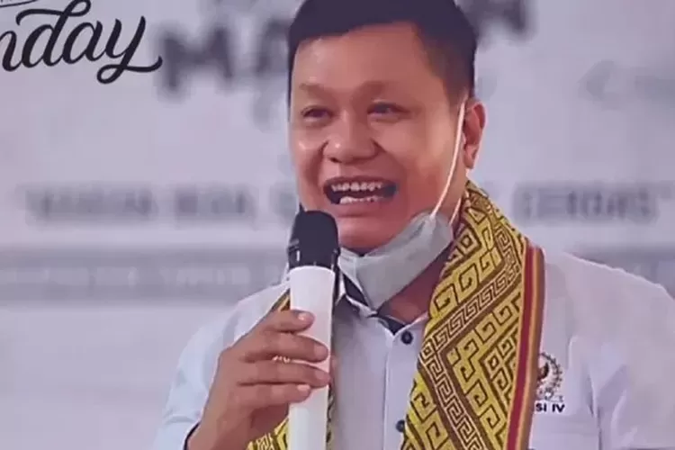 Edward Tannur diselidiki Kejagung terkait suap hakim PN Surabaya. (Instagram @stafdprri_edwardtannu)