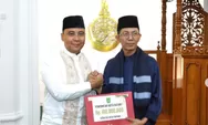 Walikota Batam Serahkan Bantuan Pembangunan Masjid Al Amin Angkasa Lanud Hang Nadim