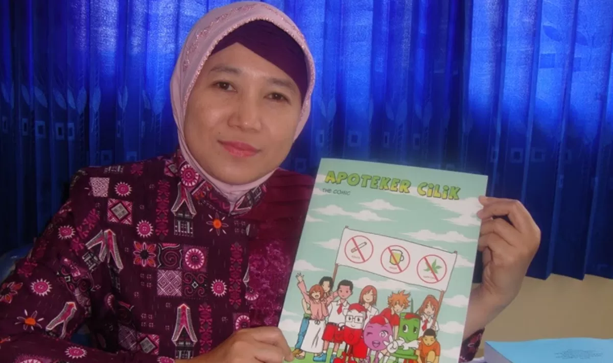 Guru Besar Farmasi UGM Prof. apt. Zullies Ikawati, Ph.D. Doc. Sebelas Id