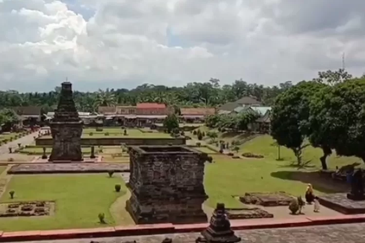 Candi Penataran Blitar Jawa Timur  (YouTube@EKO DANANG )