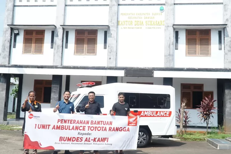 PT Daya Adicipta Motora serahkan ambulans ke masyarakat Subang.