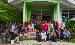 Menanam Harapan dan Kepedulian, KPPN Waingapu Gelar Baksos dan Penanaman Pohon di Asrama SLB Kanatang