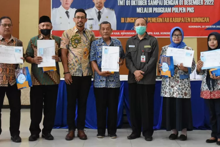 PT Taspen Tetap Cairkan Gaji Pensiunan PNS Golongan I hingga IV meski 1 Mei Tanggal Merah, Segini Besarannya