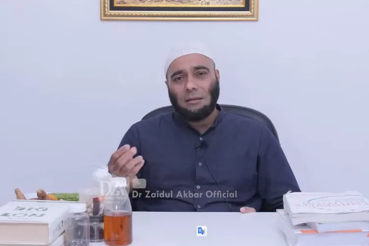 dr Zaidul Akbar  (Tangkapan Layar YouTube dr Zaidul Akbar Official)