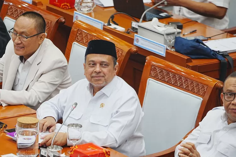 BPJPH Rapat Kerja bersama Komisi VIII DPR RI