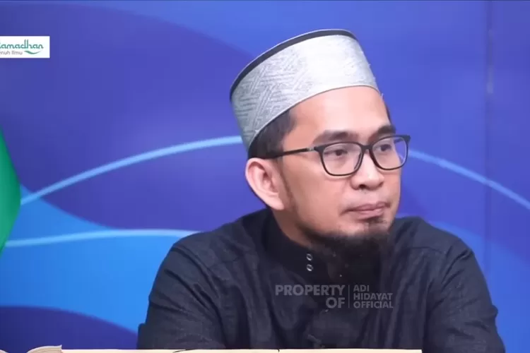 Ustaz Adi Hidayat (Tangkapan Layar YouTube Adi Hidayat Official)