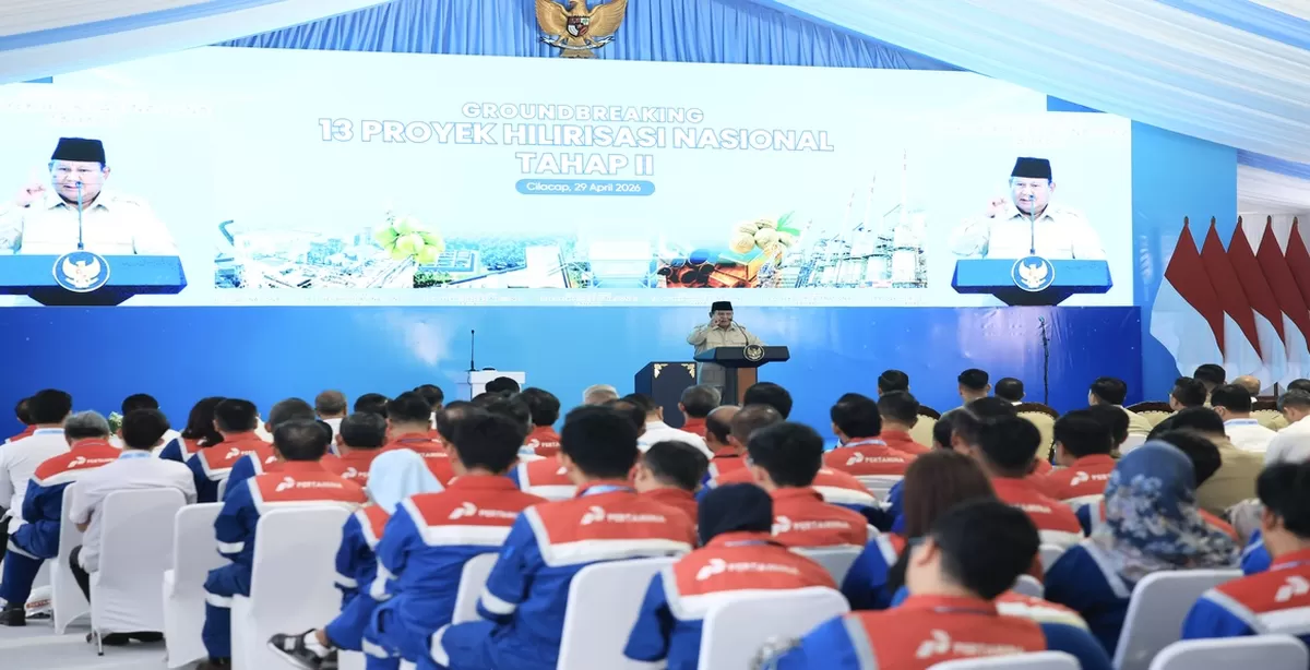 Presiden Prabowo Subianto dalam pidato groundbreaking 13 Proyek Hilirisasi Nasional Fase II di Cilacap, Jawa Tengah, Rabu (29/4/2026). (Kalimantansatu.com/Dok. Bakom RI)