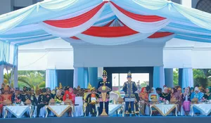 Pimpin Upacara HUT ke-62 Sultra, Gubernur Tegaskan Komitmen Penguatan Pembangunan Daerah