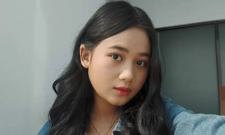 Gaya Hidupnya Jadi Sorotan, Intip 5 Potret Aura Cinta: Tampil di TV hingga Endorse Pinjol