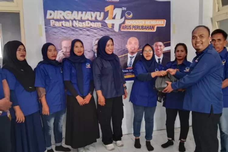 Pengurus DPD Nasdem Donggala rayakan HUT Partai