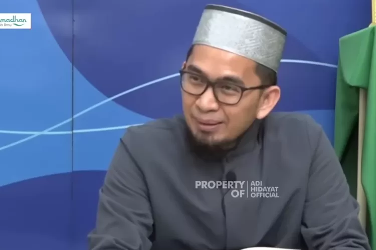 Ustaz Adi Hidayat (Tangkapan Layar YouTube Adi Hidayat Official)