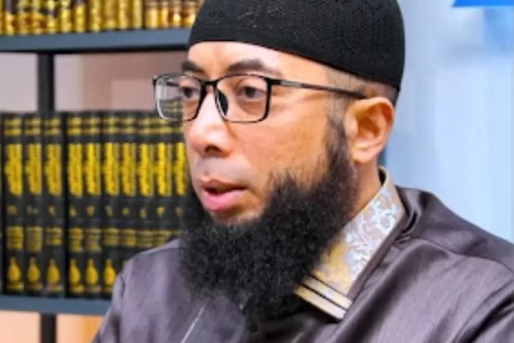 Ustadz Khalid Basalamah dipanggil KPK untuk pemeriksaan korupsi kuota haji (Dok. IG/ @khalidbasalamahofficial)