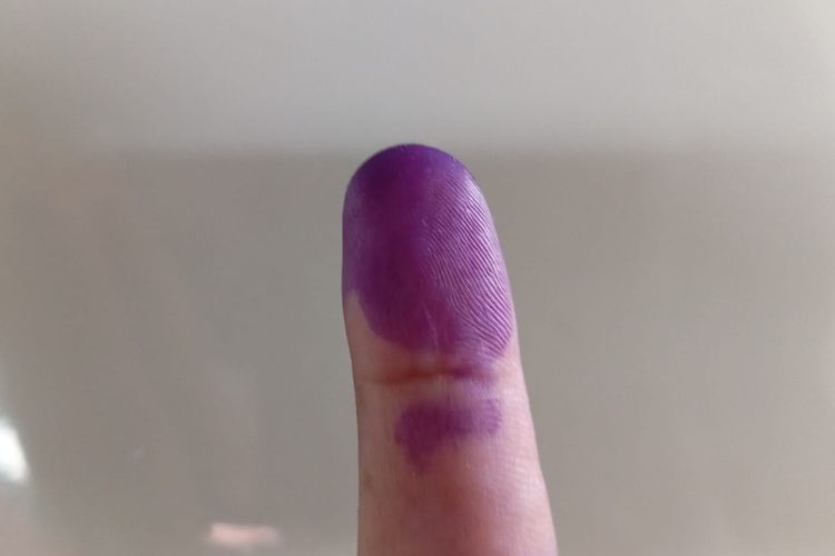 Ternyata Tinta Ungu atau Biru yang Digunakan dalam Pemilu Setelah Seseorang Mencoblos, Bukan Sembarang Tinta