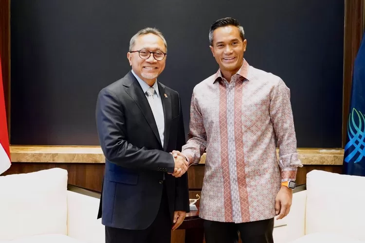 Profil Anindya Bakrie, Ketua Umum Kadin baru menggantikan Arsjad Rasjid. Simak perjalanan karier dan latar belakang pendidikannya.