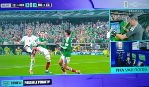 Bermain 10 Orang, Inggris Hentikan Langkah Tuan Rumah Meksiko ke Perempat Final