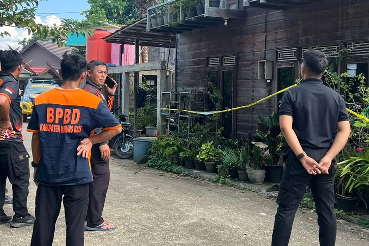 Remaja di Murung Raya ditemukan rewas di rumahnya, Rabu (23/07/2025) (foto : Kalteng Lima)
