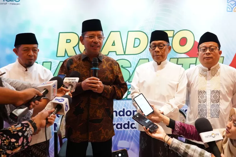 Semarak Hari Santri 2025, dari MBG, Cek Kesehatan Gratis, hingga Aksi Satu Santri Satu Pohon