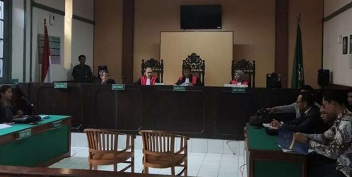 Sidang perdana gugatan ijazah Presiden ke-7 RI Joko Widodo di Pengadilan Negeri Solo.