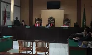 Dianggap Tindakan Melawan Hukum, Alumni UGM Turut Gugat Ijazah Jokowi