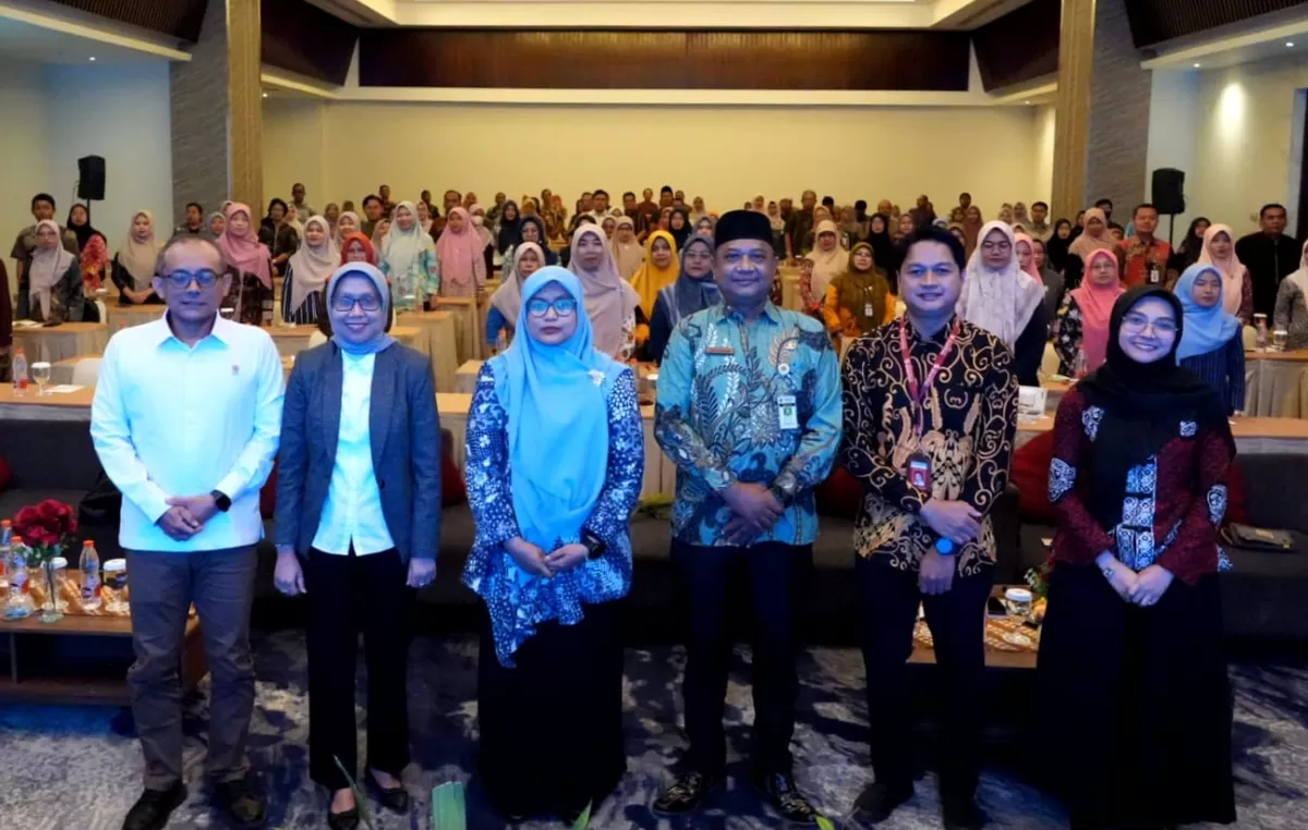 OJK Tegal menggelar Training of Trainers (ToT) Literasi Keuangan kepada guru SMA dan SMK di wilayah Cabang Dinas Pendidikan XII Provinsi Jawa, Kamis, 9 Juli 2026.  (OJK Tegal)