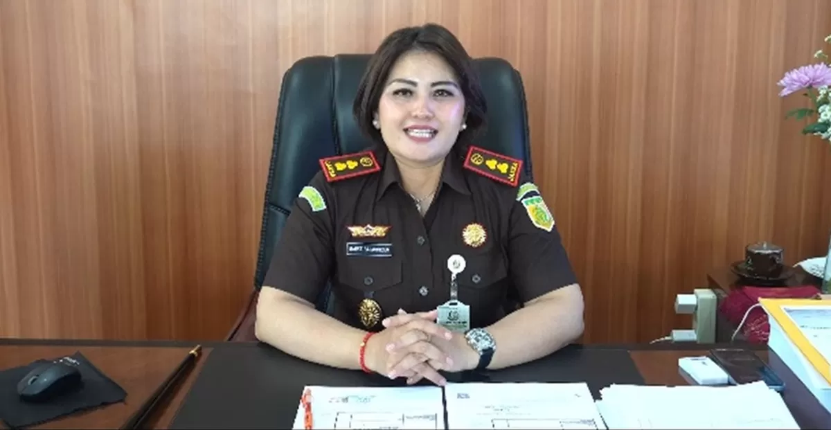 Potret Danke Rajagukguk, Kajari Karo didesak pencopotan jabatan oleh DPR RI usai Amsal Sitepu terbukti tidak bersalah dalam dugaan kasus korupsi video profil desa (Instagram/kejaksaannegerikaro)