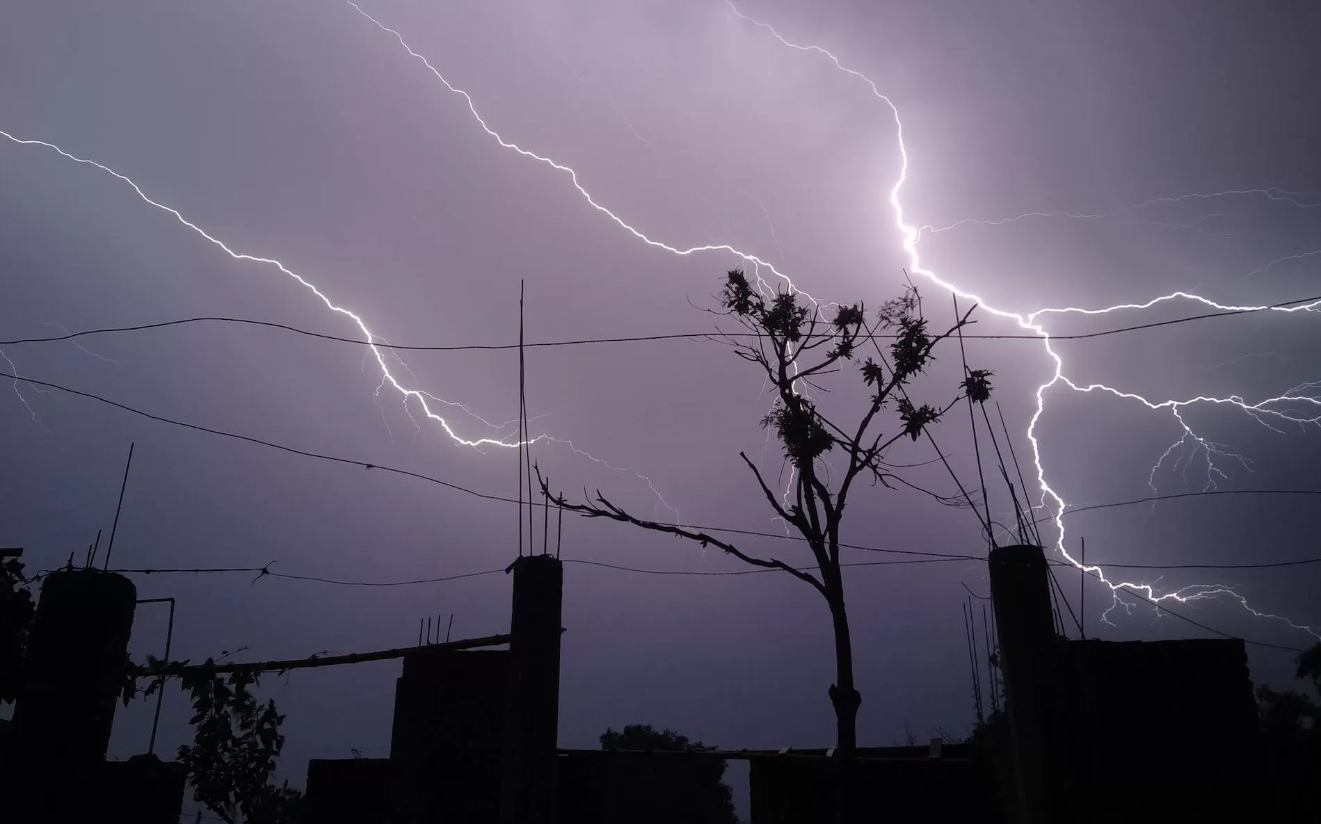 Lokasi yang patut diwaspadai akan potensi bencana hidrometeorologi di wilayah Cibadak Kabupaten Sukabumi Jawa Barat (Pexels)