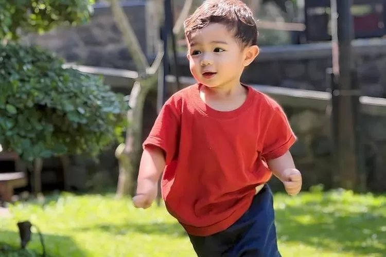 Ini Potret Abe Cekut Bayi Viral di TikTok dengan Tingkah Lucu Bikin ...