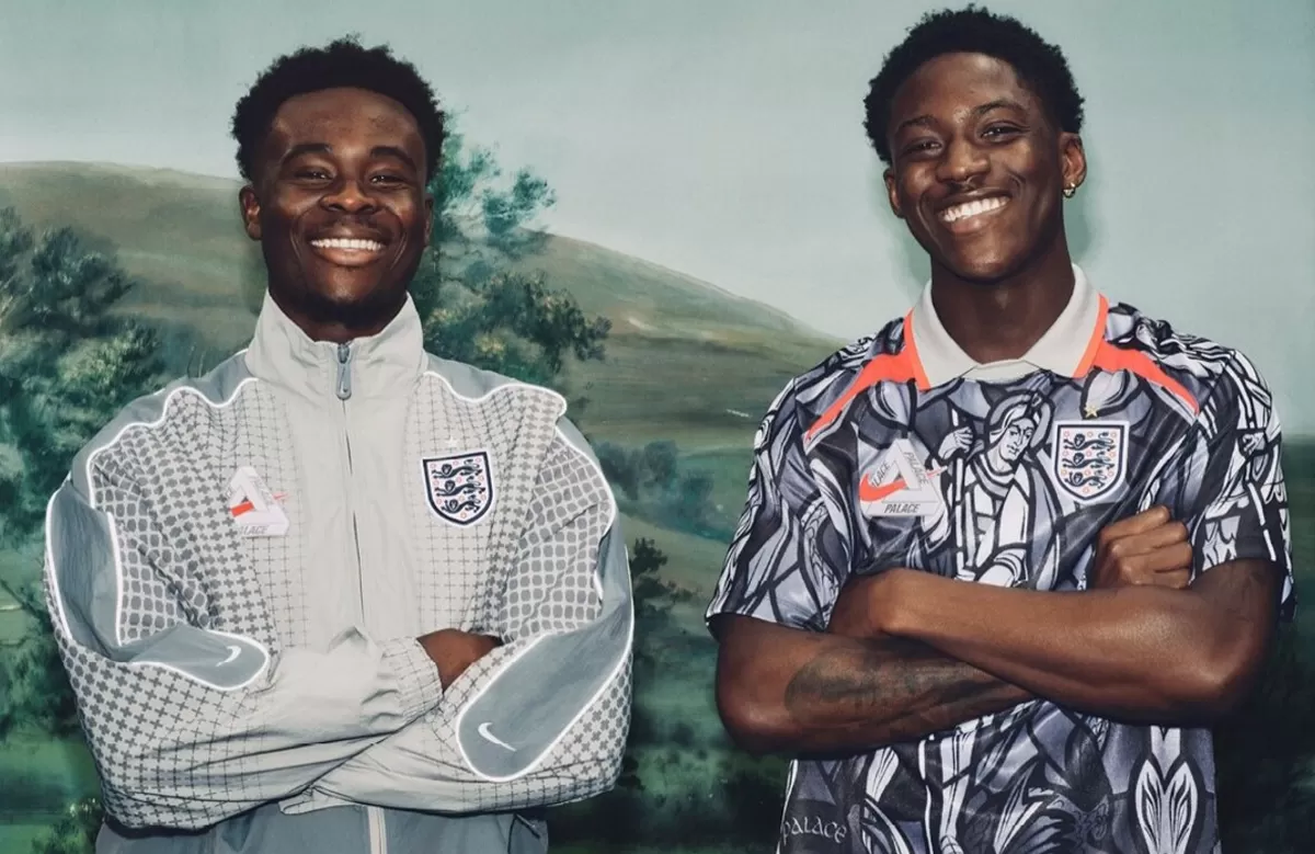 Palace Skateboards resmi memperkenalkan koleksi terbaru hasil kerja samanya dengan Nike dan Timnas Inggris bertajuk 