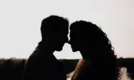 Arti Mimpi Berciuman Pertanda akan mendapatkan Kebahagian dalam hubungan Keluarga, Berikut Deretan Tafsirnya