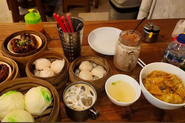 Kuliner Malam di Kota Bogor Enaknya Makan Apa? Berikut 6 Tempat Makan Dimsum yang Bisa Jadi Pilihan, Banyak Menu Enak di Sini (Gmaps/ Ikbal Ujeng)