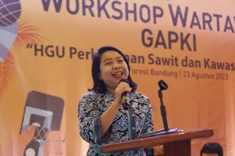 Peneliti Lembaga Penyelidikan Ekonomi dan Masyarakat Fakultas Ekonomi dan Bisnis Universitas Indonesia  (LPEM FEB UI) Eugenia Mardanugraha 