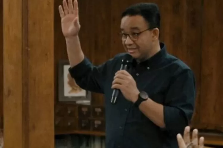 Anies Baswedan kabarnya masuk kabinet Prabowo! Simak reaksi publik dan spekulasi posisi strategisnya dalam pemerintahan. (Instagram @aniesbaswedan / HukamaNews.com)