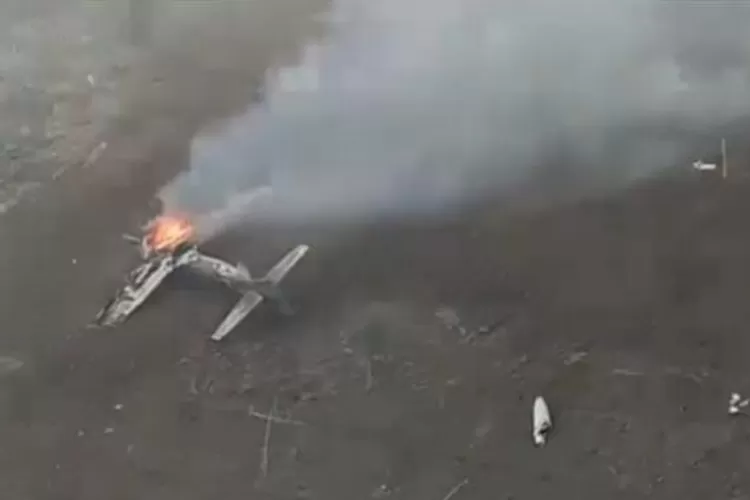 Pesawat latih TNI AU Super Tucano jatuh di Pasuruan, Jawa Timur, Kamis 16/11/2023