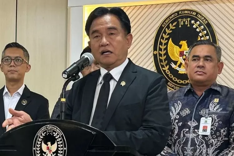 Yusril Ihza Mahendra bicara soal putusan MK larangan polisi aktif duduki jabatan sipil. (HukamaNews.com  / Antara)