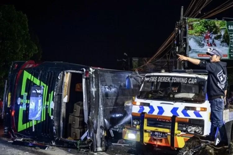 Kronologi Lengkap Kecelakaan Bus SMK Lingga Kencana Di Subang Jawa ...