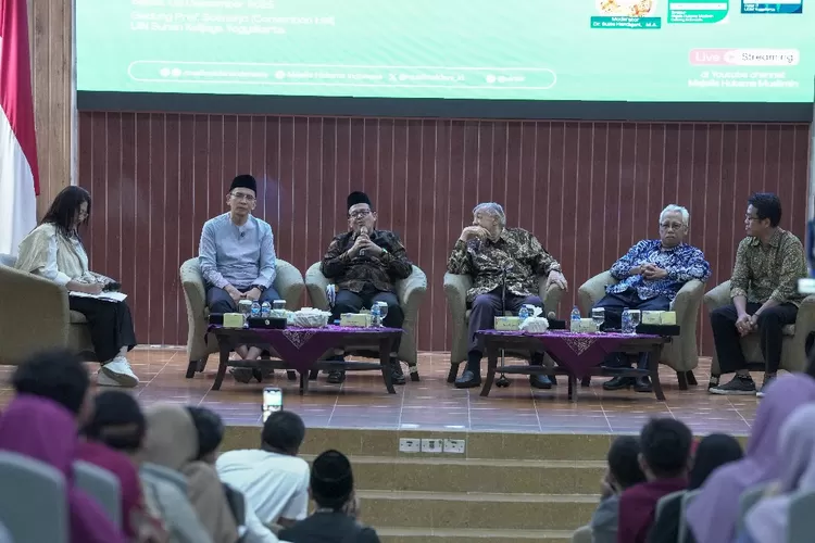 Bagaimana Ketika Ulama Bertemu Algoritma? Ini Penjelasan Tokoh Agama dan Pakar AI